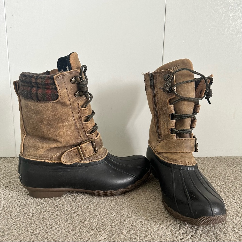 Sperry Fleece-Lined Duck Boots